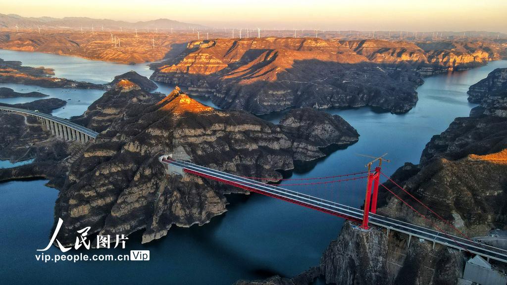 ���¸��ٻƺ���Ͽ����ͨ���ڼ�